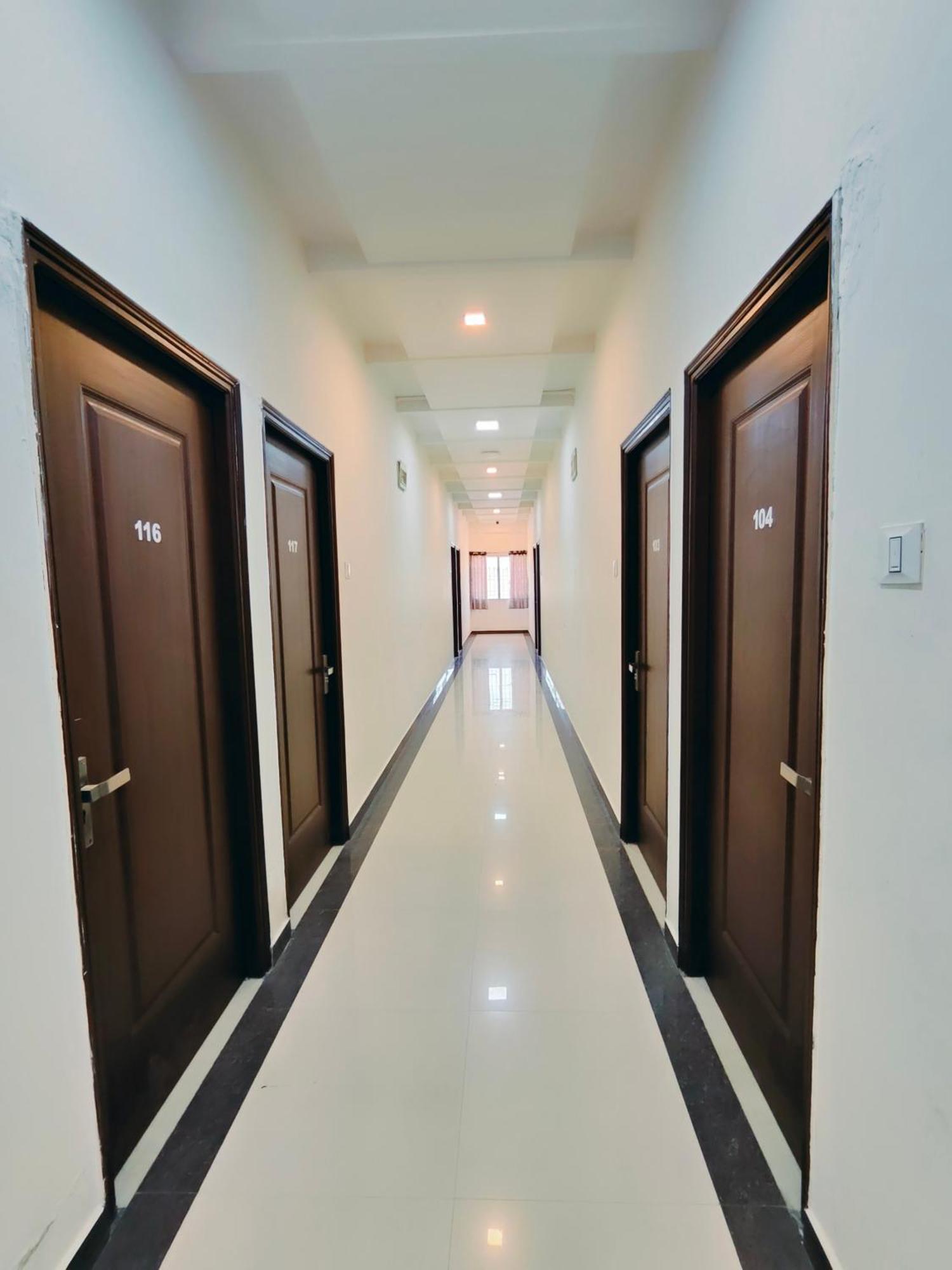 Hotel Heritage Palace Bhuj Buitenkant foto