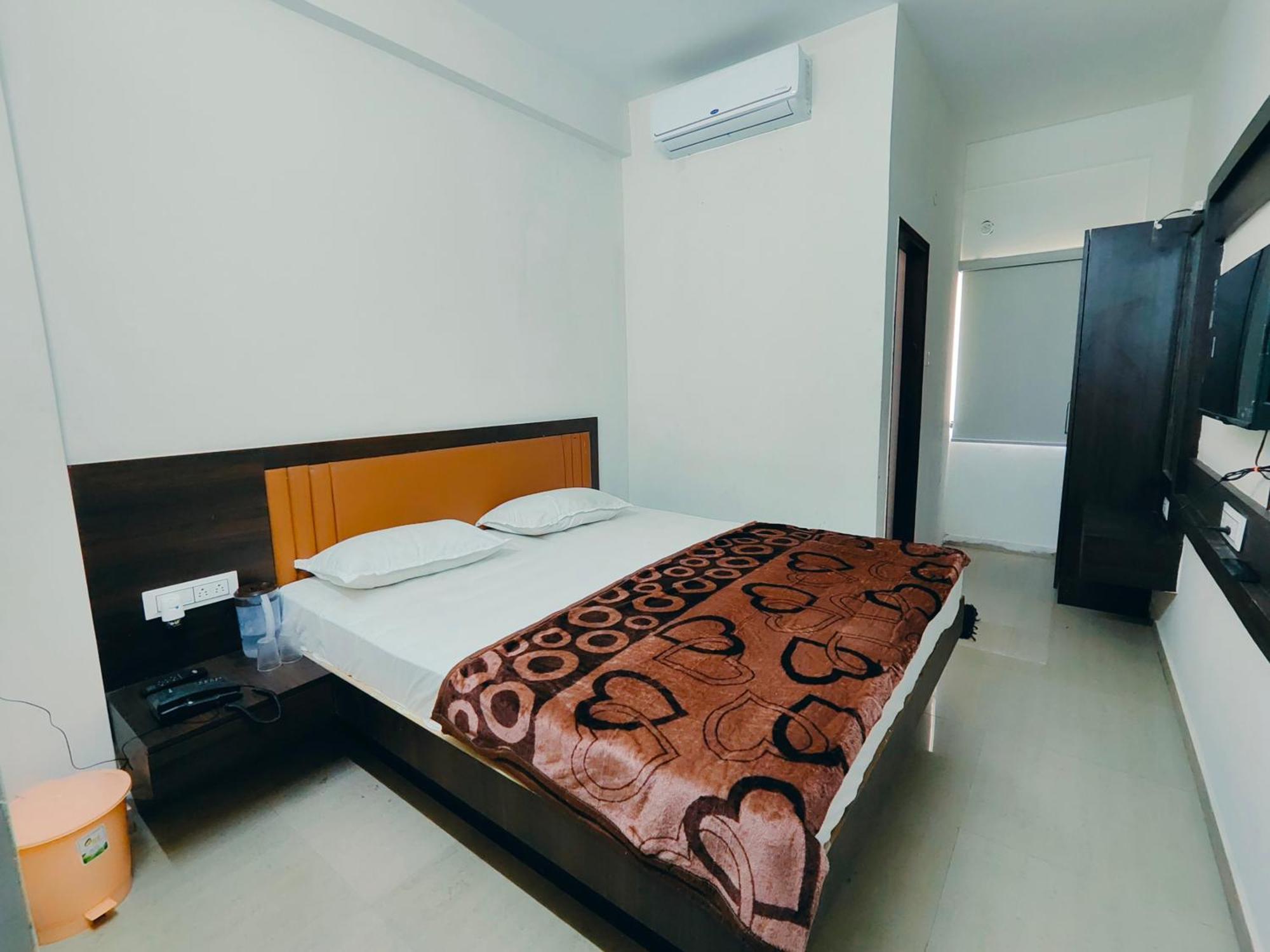 Hotel Heritage Palace Bhuj Buitenkant foto