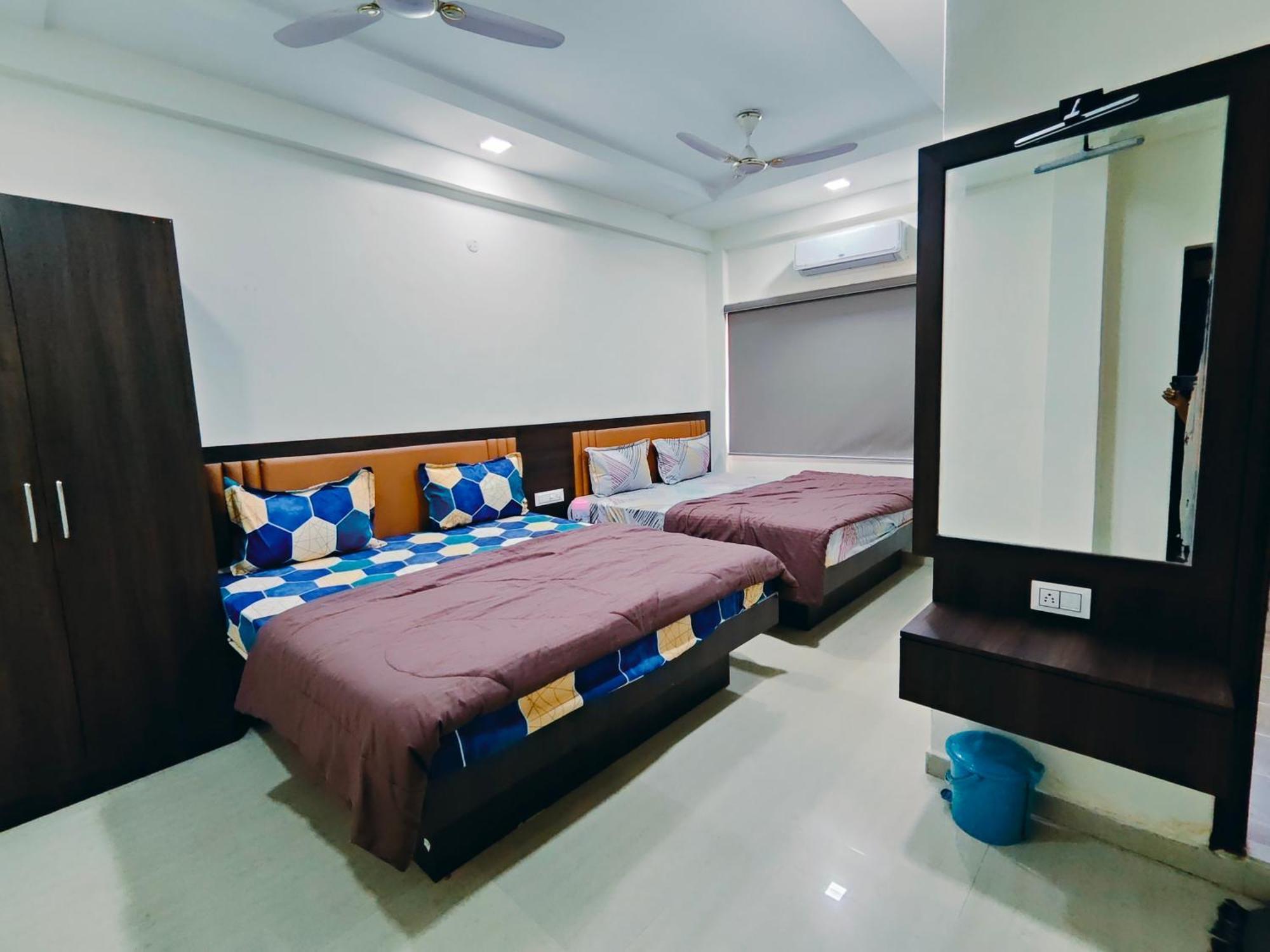 Hotel Heritage Palace Bhuj Buitenkant foto