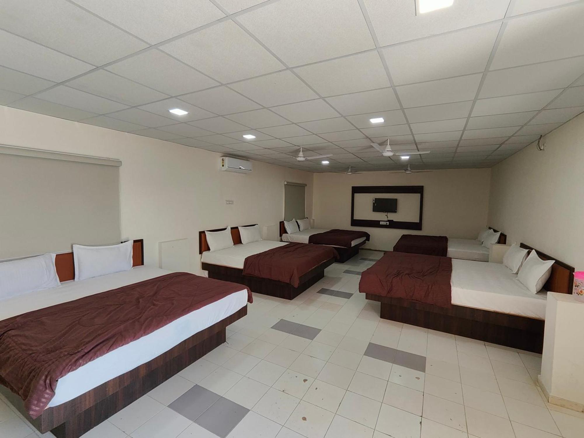 Hotel Heritage Palace Bhuj Buitenkant foto